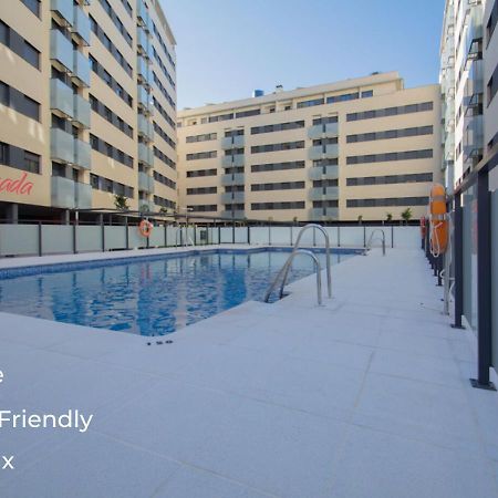 Enjoygranada Arabial 5A - Pool & Free Parking Διαμέρισμα Εξωτερικό φωτογραφία