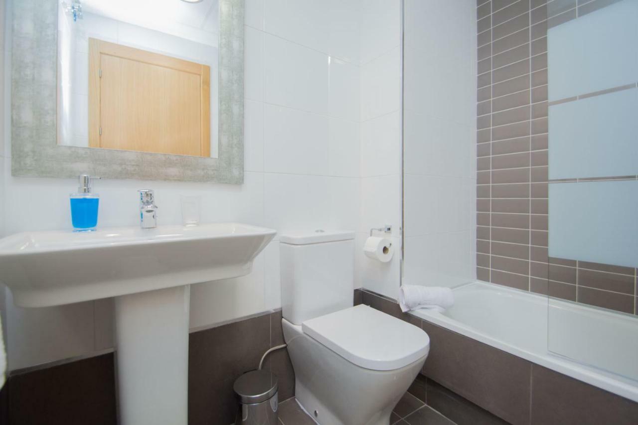 Enjoygranada Arabial 5A - Pool & Free Parking Διαμέρισμα Εξωτερικό φωτογραφία